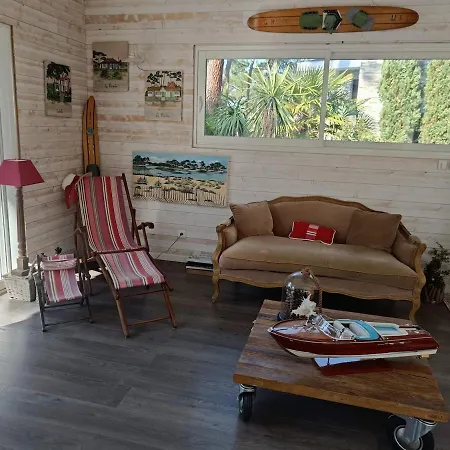 Spacieuse Villa, Ensoleillee, Piscine Chauffee A Le Moulleau Arcachon