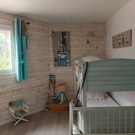 Spacieuse Villa, Ensoleillee, Piscine Chauffee A Le Moulleau *